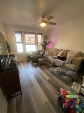 2926 N Hamlin Ave, Unit 1 in Chicago, IL - Foto de edificio - Building Photo