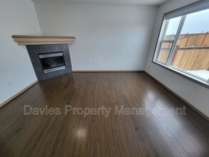115 Rue Magnan in Beaumont, AB - Building Photo - Building Photo