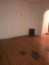 42 W Duval St in Philadelphia, PA - Building Photo - Building Photo