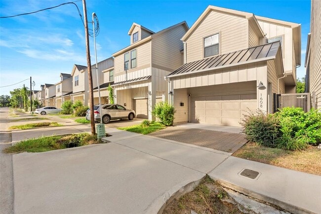 1608 Northwood St in Houston, TX - Building Photo - Building Photo