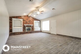 12112 Sylvester Dr in Oklahoma City, OK - Building Photo - Building Photo