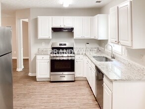 3725 Patti Pkwy in Decatur, GA - Building Photo - Building Photo