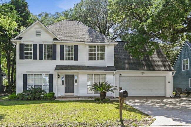 property at 1382 Center Lake Dr