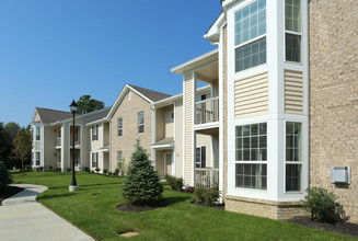 Avery Brooke Apartments in Dublin, OH - Foto de edificio - Building Photo