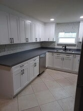3138 Honeymoon Ln in Holiday, FL - Building Photo - Building Photo