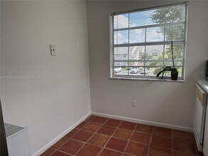 2606 SE 21st Ct in Homestead, FL - Building Photo - Building Photo