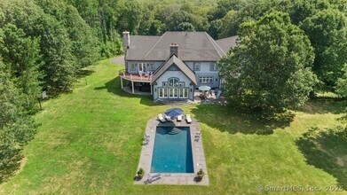 85 Banks Rd in Easton, CT - Building Photo - Building Photo
