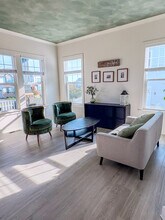 24353 White Elm Pl in Stone Ridge, VA - Foto de edificio - Building Photo