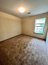 309 E Asher Ct in Rogers, AR - Building Photo - Building Photo