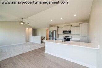 2101 Waller Ave in Norwalk, IA - Building Photo - Building Photo