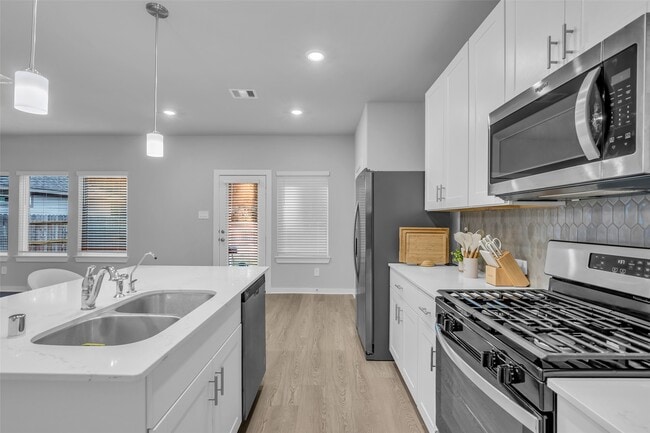 property at 18720 Presswood Wy Dr