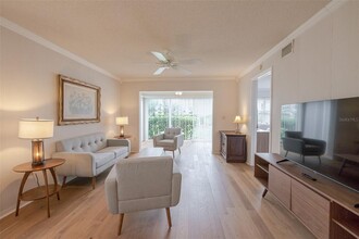 5609 Sheffield Greene Cir in Sarasota, FL - Building Photo - Building Photo