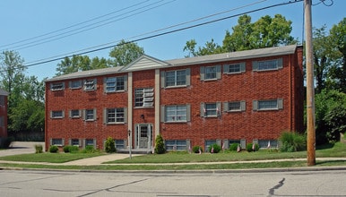 Jadaro Court Apartments in Cincinnati, OH - Building Photo - Building Photo