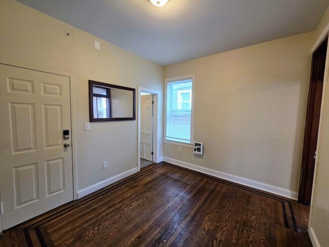 1227 W Allegheny Ave in Philadelphia, PA - Building Photo - Building Photo