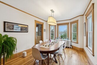 38 Ocean House Rd in Cape Elizabeth, ME - Foto de edificio - Building Photo