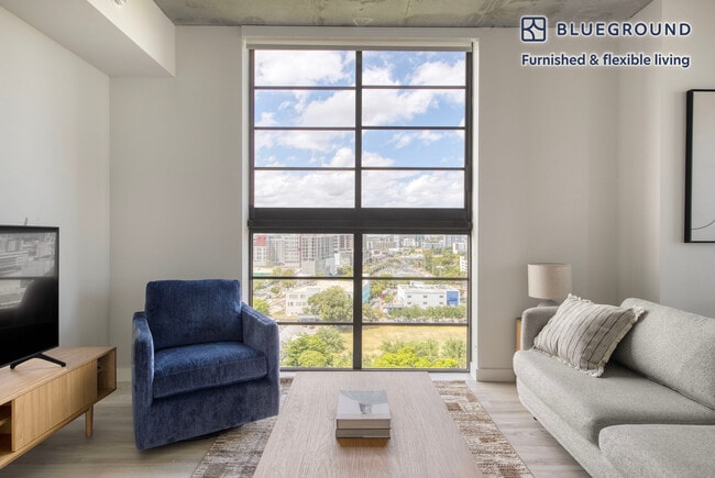 23 NE 17th Ter in Miami, FL - Building Photo - Building Photo