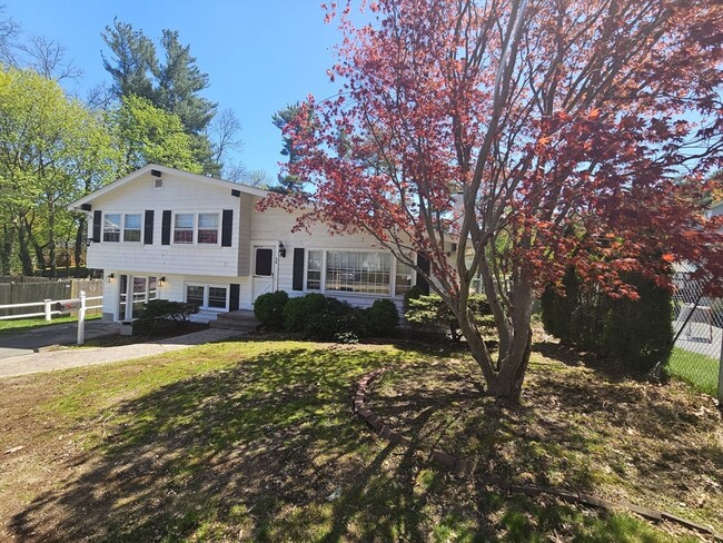 property at 34 Ridgewood Rd