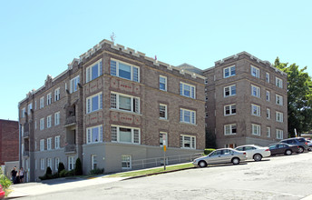 Ansonia Apartments in Tacoma, WA - Building Photo - Building Photo