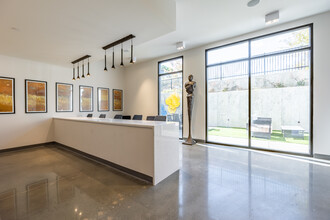 The Vine at Ashley Scholars Landing in Atlanta, GA - Foto de edificio - Interior Photo