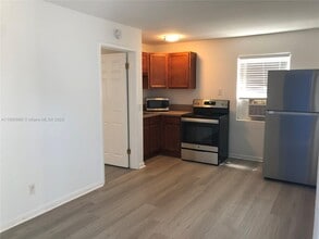 624 N J St in Lake Worth Beach, FL - Building Photo - Building Photo