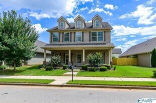 7102 Sutter Ct in Huntsville, AL - Building Photo