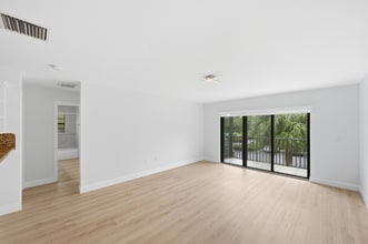 2691 Albatross Rd N in Delray Beach, FL - Building Photo - Building Photo