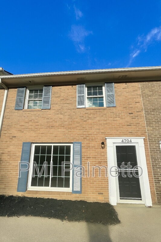 property at 4704 Palm Tree Ln