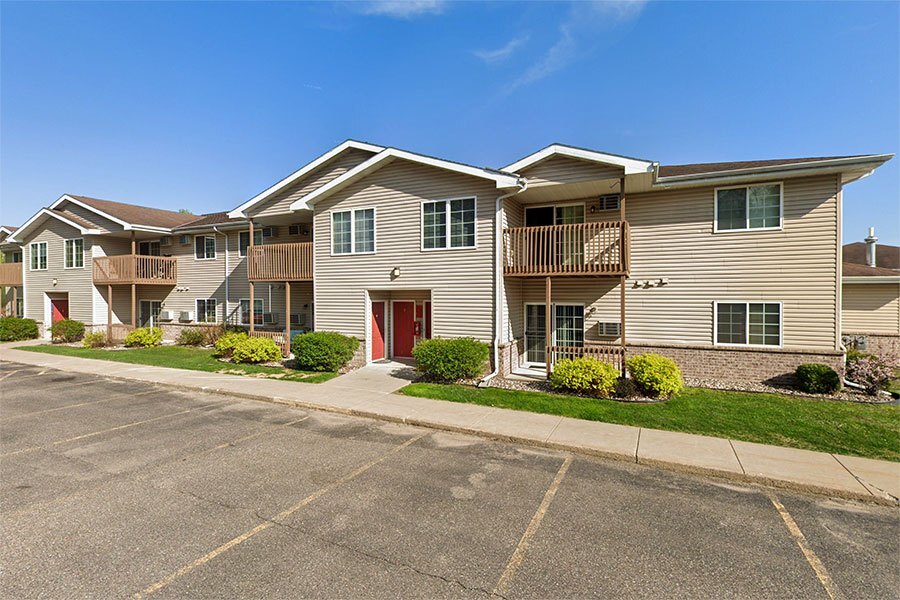 DAVENPORT STREET ESTATES in Rhinelander, WI - Foto de edificio