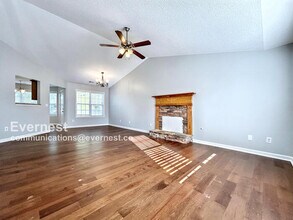 619 Brooks Rd in Dallas, GA - Building Photo - Building Photo
