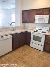 279 Azalea Pl in Soledad, CA - Building Photo - Building Photo