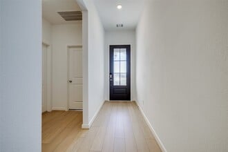 9711 Westminster Mnr Dr in Cypress, TX - Building Photo - Building Photo