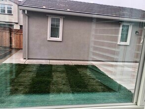 1401 S Durant Terrace in Tracy, CA - Building Photo - Building Photo