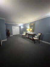 5220 Brittany Dr S, Unit 803 in St. Petersburg, FL - Foto de edificio - Building Photo