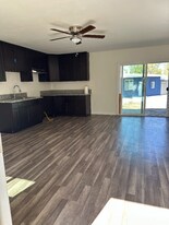 14624 Willow St, Unit B in Hesperia, CA - Building Photo
