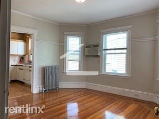90 Browne St-Unit -Apt 3 in Brookline, MA - Building Photo - Building Photo