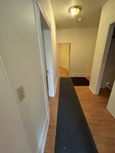 116 N Main St, Unit 116 B in St. Albans, VT - Foto de edificio - Building Photo