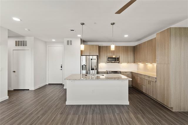 1500 N Fitzhugh Ave in Dallas, TX - Building Photo - Building Photo