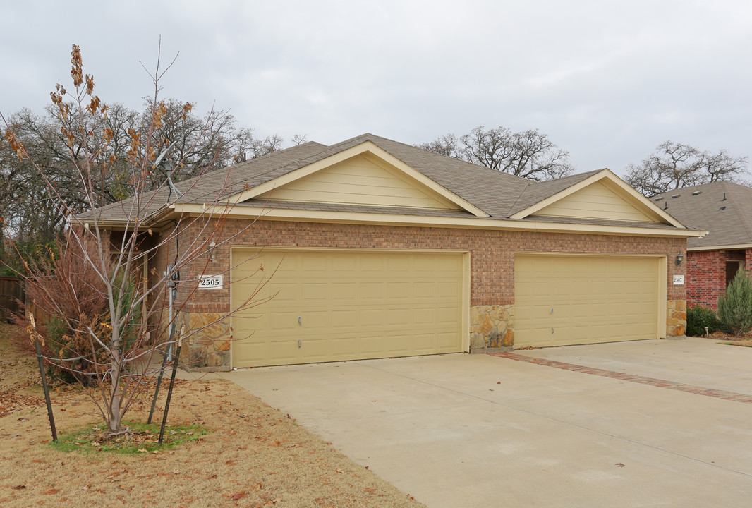 Woodland Estates in Mansfield in Mansfield, TX - Building Photo