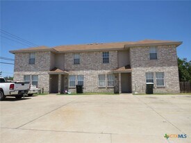 5701 Redstone Dr in Killeen, TX - Building Photo