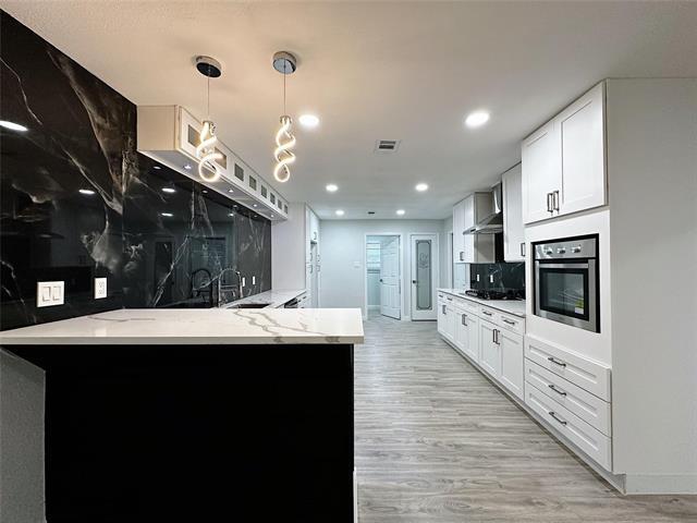 property at 2313 Yorkshire St