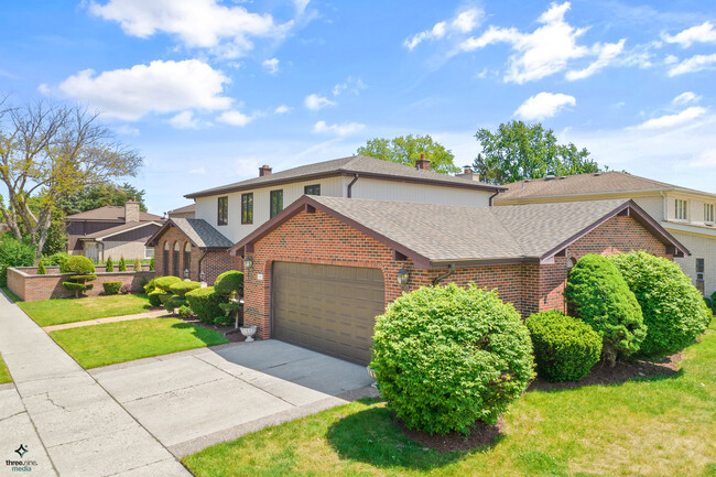 1141 N Delphia Ave in Park Ridge, IL - Foto de edificio - Building Photo