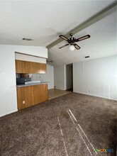 1705 Leader Dr in Killeen, TX - Building Photo - Building Photo