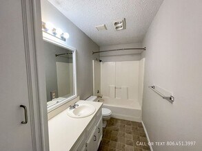 4616 Erskine St in Lubbock, TX - Building Photo - Building Photo