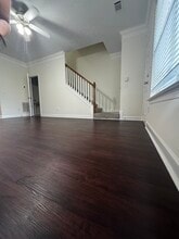 105 4th Ave, Unit 201 in Murfreesboro, TN - Building Photo - Building Photo