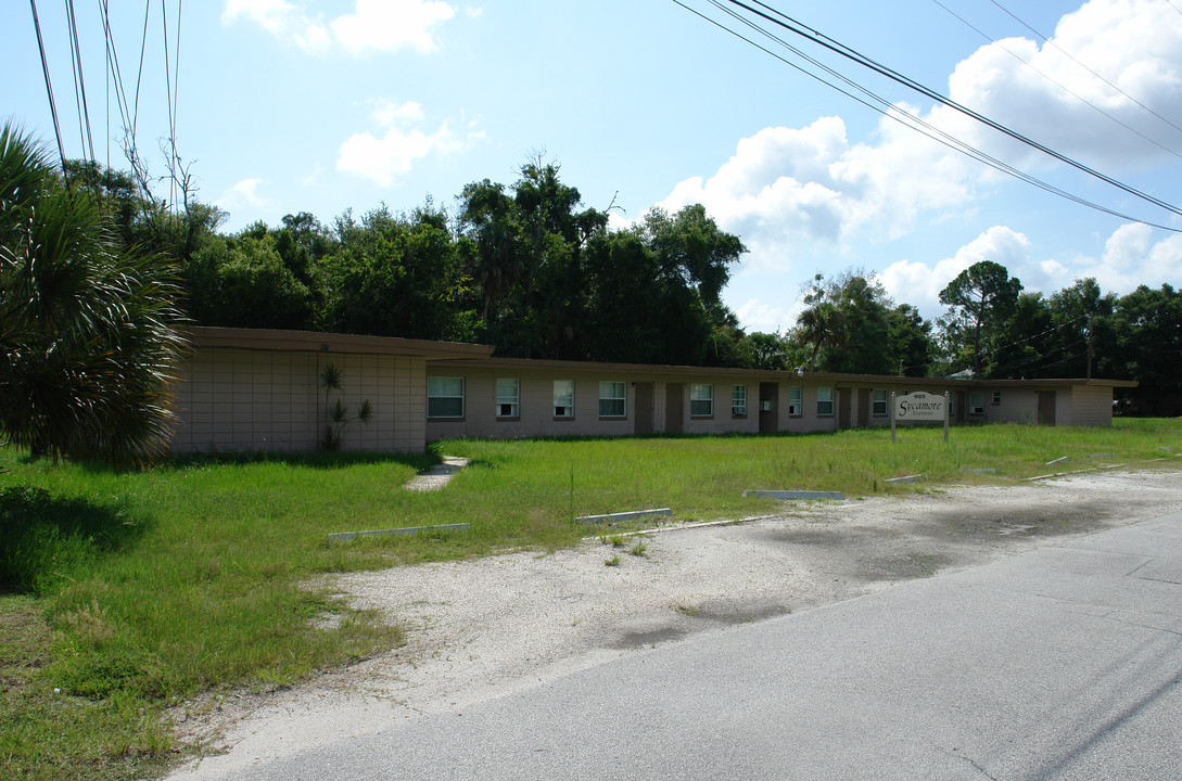 Sycamore Apartments in Daytona Beach, FL - Foto de edificio