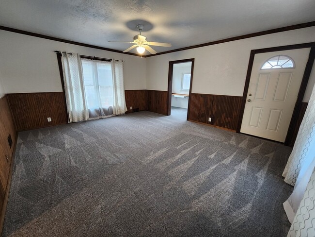 property at 2034 Sinclair Ave NE