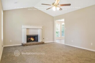 413 Jordan Ln in Locust Grove, GA - Building Photo - Building Photo