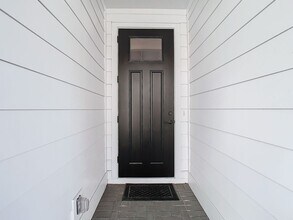 6235 S Manhattan Ave in Tampa, FL - Building Photo - Building Photo