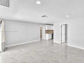 1281 SW 32nd St in Fort Lauderdale, FL - Building Photo - Building Photo
