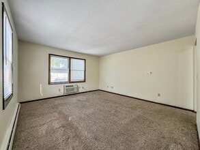 Northtown Apartments in Des Moines, IA - Building Photo - Building Photo